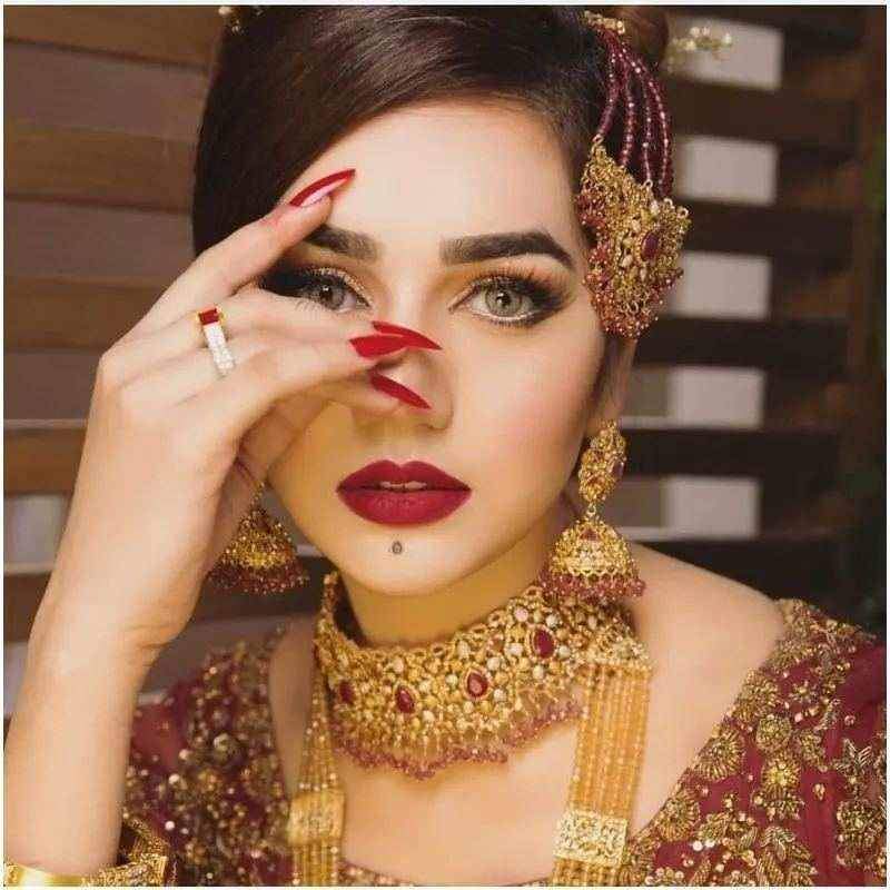 Bridal Desert Green